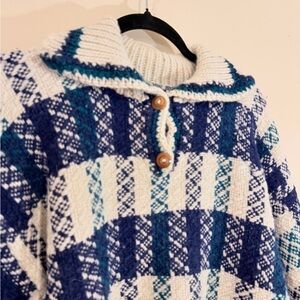 Vintage Handmade 100% Wool Sweater Blue Cream Ecuador | Chunky Knit
